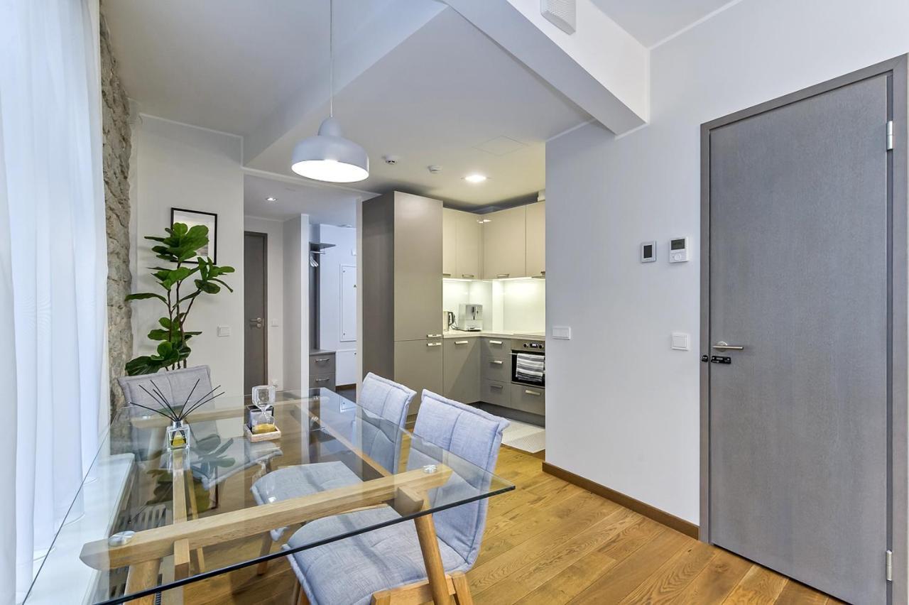 טאלין Luxuriously Furnished, Spacious Rotermanni Jewel מראה חיצוני תמונה